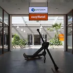Easyhotel Amsterdam Ζάανταμ