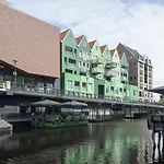 Hotel Easyhotel Amsterdam