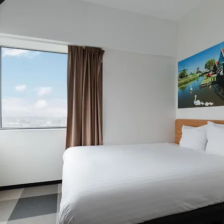 Hotel Easyhotel Amsterdam