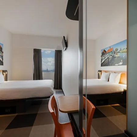 Easyhotel Amsterdam 2* Zaandam