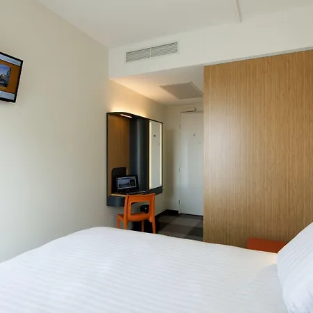 Easyhotel Amsterdam 2* Ζάανταμ