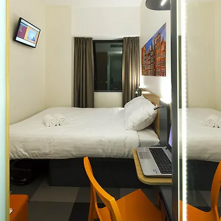 Easyhotel Amsterdam 2* Ζάανταμ
