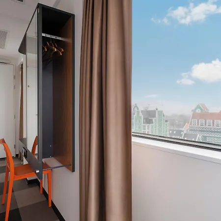 Ξενοδοχείο Easyhotel Amsterdam 2*