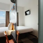 Easyhotel Amsterdam Hotel