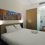 Easyhotel Amsterdam Hotel