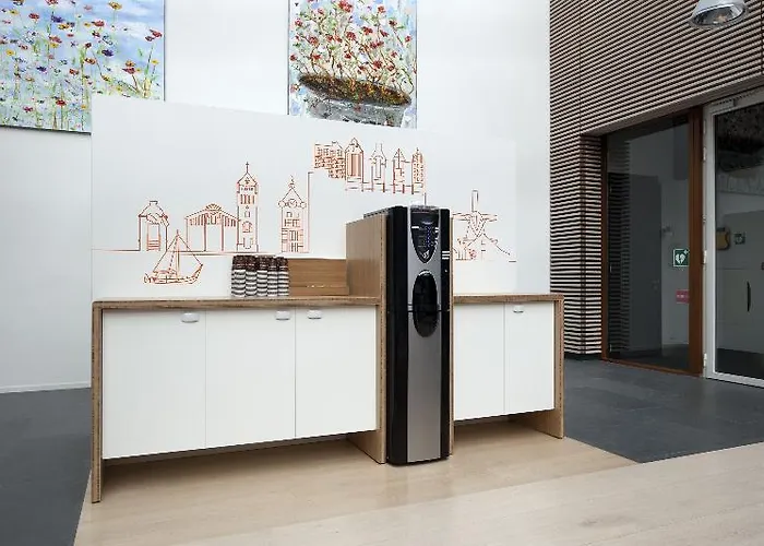 Easyhotel Amsterdam זנדאם