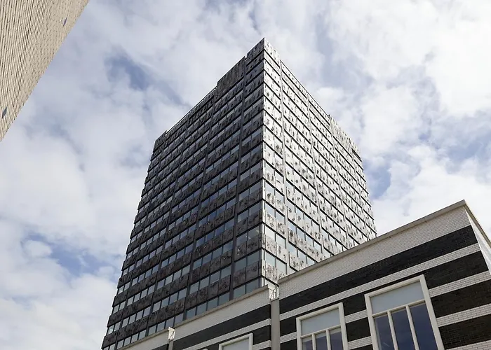 Easyhotel Amsterdam 2* זנדאם